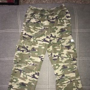 Children’s Place Camoflauge Jeans - Size (10)
